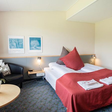Hotel Vissenbjerg Storkro מראה חיצוני תמונה