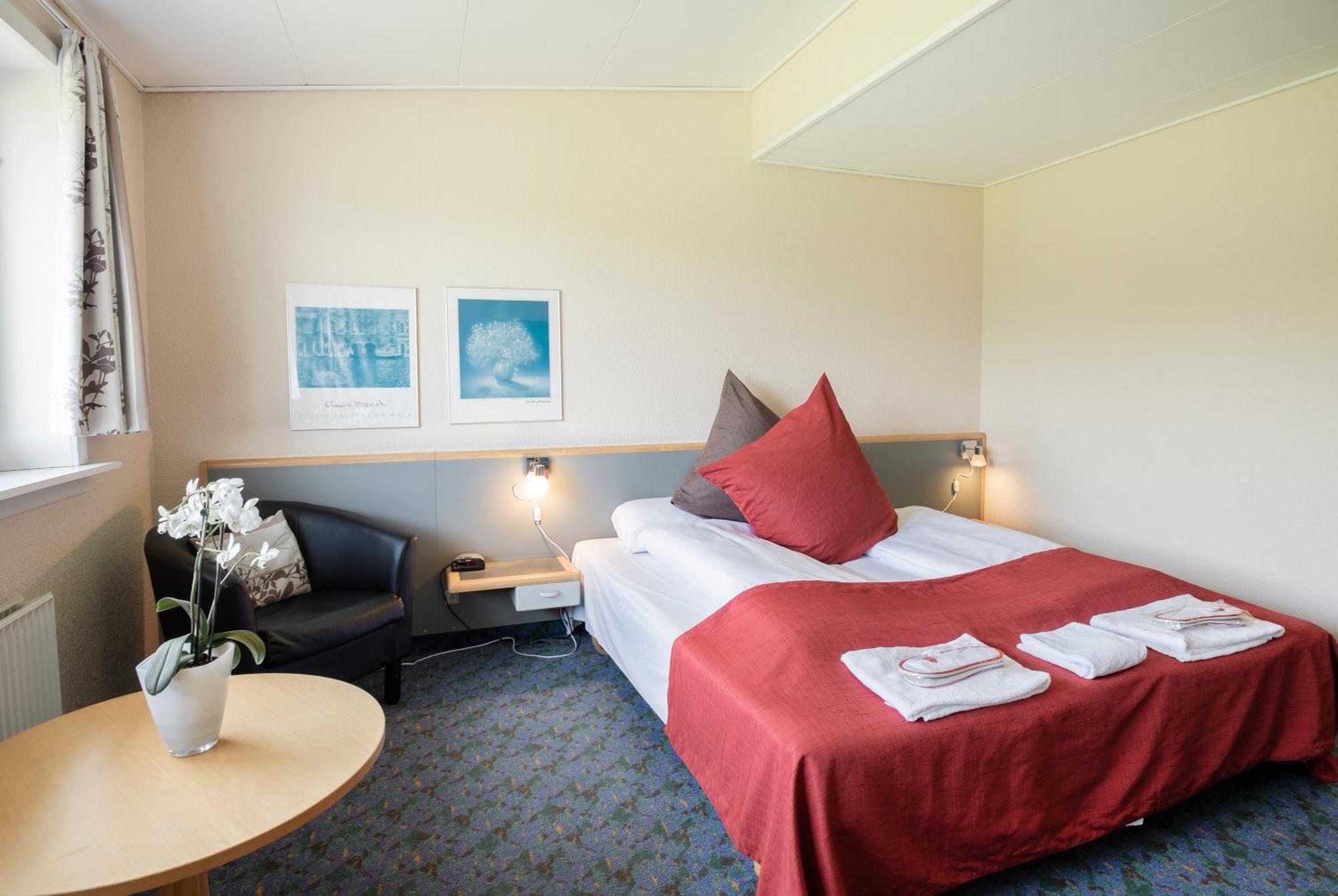 Hotel Vissenbjerg Storkro מראה חיצוני תמונה