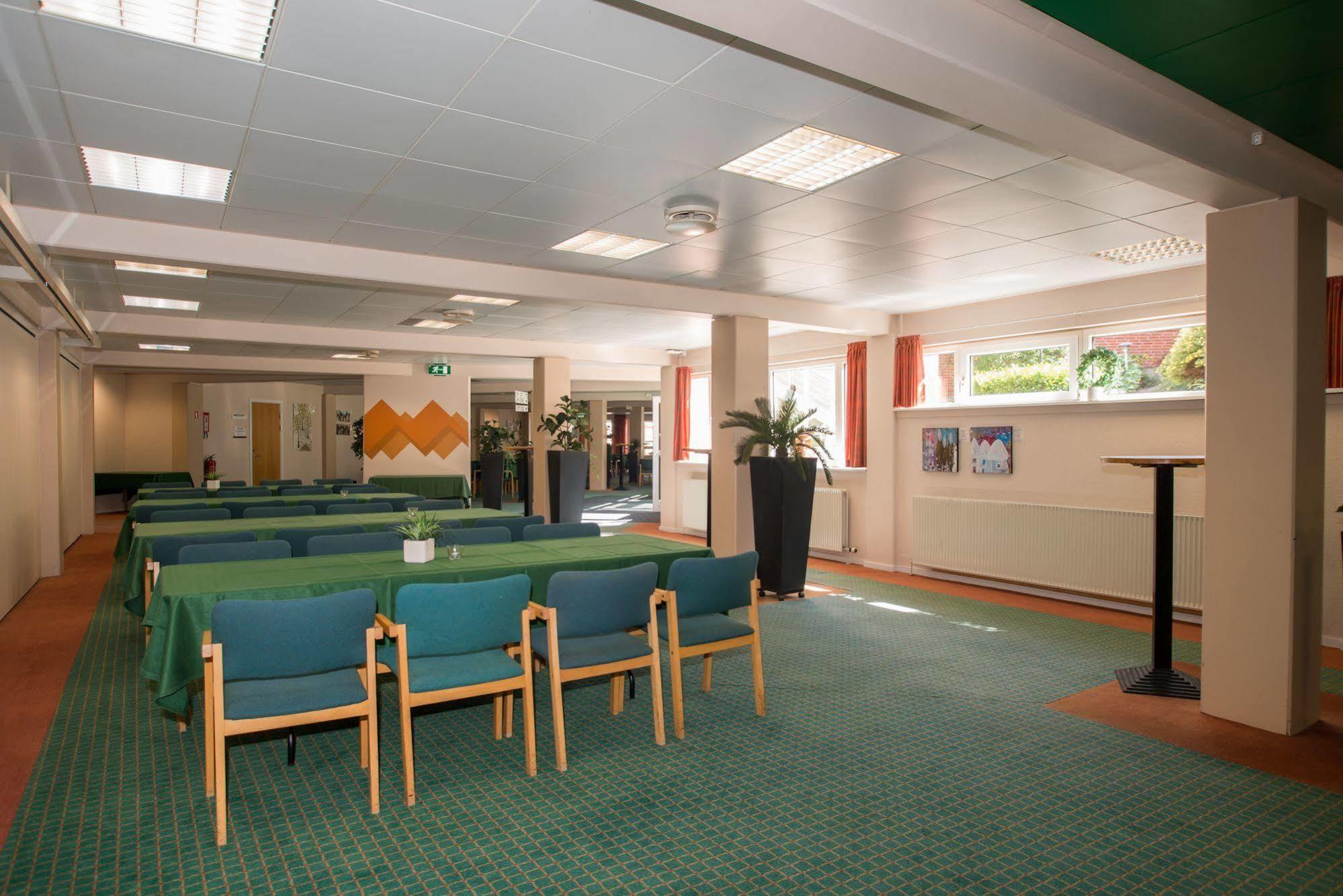Hotel Vissenbjerg Storkro מראה חיצוני תמונה