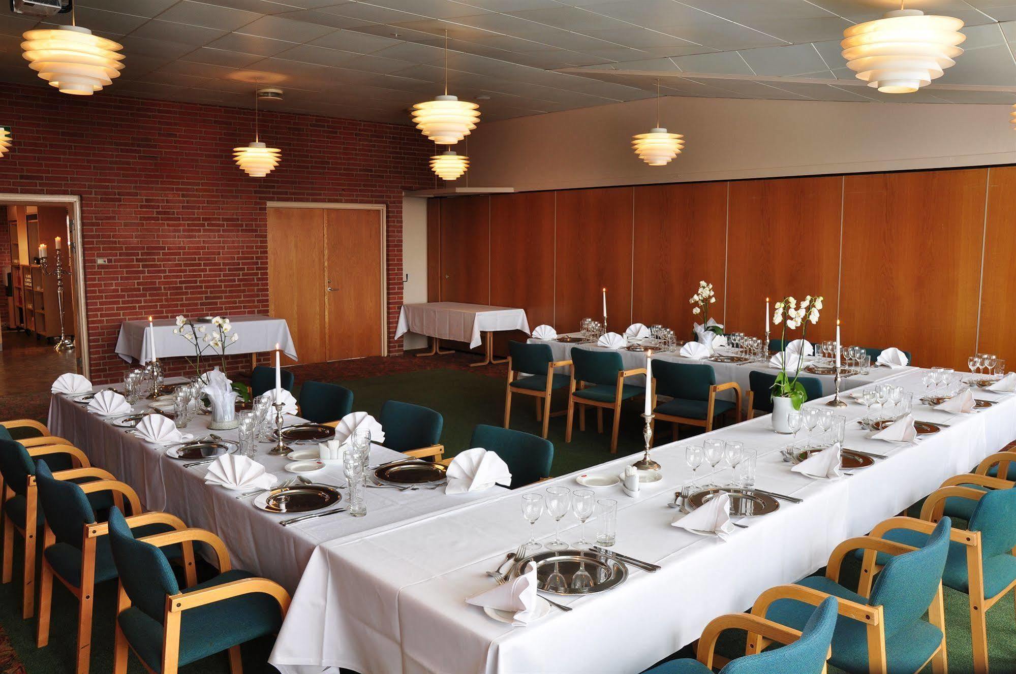 Hotel Vissenbjerg Storkro מראה חיצוני תמונה